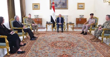 السيسي يبحث مع قائد المنطقة المركزية الأمريكية التعاون العسكرى ويرحب بانطلاق التدريب المشترك "النجم الساطع 2018" .. و"فوتيل" يثمن جهود مصر فى مكافحة الإرهاب.. ويؤكد: حريصون على التعاون مع القاهرة بكافة المجالات