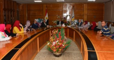 رئيس جامعة أسيوط: مستوى الخدمة الصحية بمستشفيات أسيوط الجامعية خط أحمر