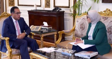رئيس الوزراء يتابع موقف تنفيذ تكليفات الرئيس للارتقاء بالمنظومة الصحية