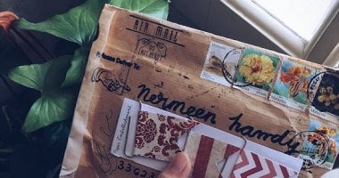 أصدقاء المراسلة.. حكاية علاقات تتحدى المسافات بعيدا عن السوشيال ميديا