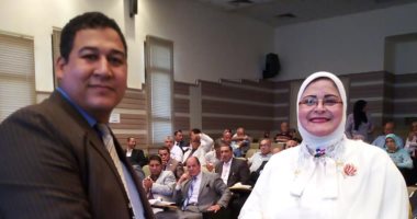 تكريم وكيل تعليم كفر الشيخ بفعاليات الملتقى التعريفى لبرنامج "المعلمون أولا"
