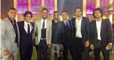 بالبدل الكلاسيك.. رامى جمال مع 6 لاعبين من الأهلى