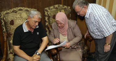 محافظ المنوفية يستمع لمطالب المواطنين ويوجه بسرعة حل مشاكلهم