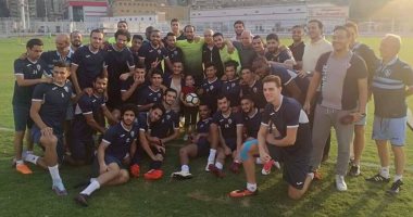 رئيس الزمالك يهدى العضوية الشرفية لطفل مريض بالسرطان