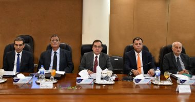وزير البترول خلال عمومية "بدر الدين": الصحراء الغربية تمتلك ثروات واعدة