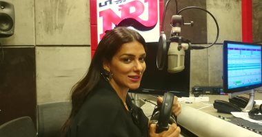 إنجى المقدم فى راديو انيرجى: "كان نفسى يبقى صوتى حلو وأغنى"