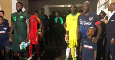 الرئيس الليبيري وياه يشارك في مباراة لتكريمه