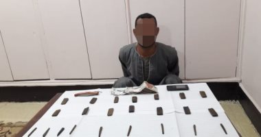 قسم مكافحة المخدرات بسوهاج يضبط مسجل خطر بحوزته 23 قطعة حشيش