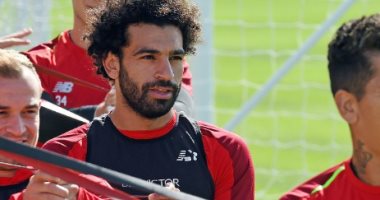 صور.. تركيز غير تقليدى من محمد صلاح فى تدريبات ليفربول