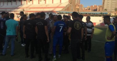 محاولات الاعتداء علي حكم مباراة بلدية المحلة والحمام 