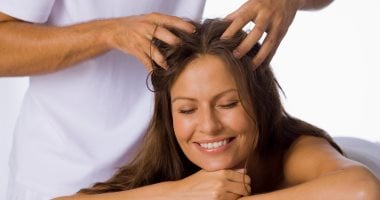5 وصفات طبيعية لزيادة نمو الشعر بدون كيماويات.. تعرفى عليها