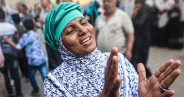 صورة اليوم.. فى شوارع الحسين... أنا التايه فى ملكوتك
