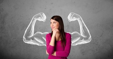 اعملى لنفسك cv أنوثة.. إزاى تبقى "استرونج إندبندنت" و"ملبن" فى نفس الوقت