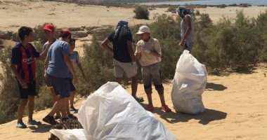 "البيئة" تكثف حملاتها لتنظيف المحميات والشواطئ من المخلفات 