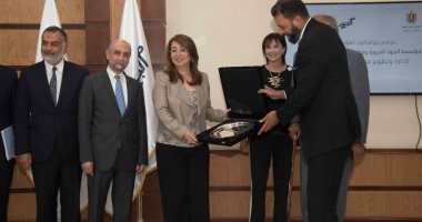 وزيرة التضامن: تقديم خدمات صحية متميزة أهم ركائز التنمية المستدامة 