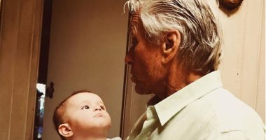 صور.. التمثيل بيجرى فى دم حفيدة مايكل دوجلاس