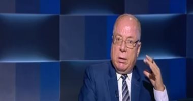 شاهد.. حلمى النمنم: إخوان ليبيا اعتدوا على القذافى وهو جثه هامدة