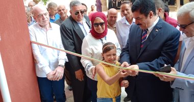 محافظ القليوبية يوجه باستبدال رسومات ميكى ماوس من جدران مدرسة بصور الشهداء