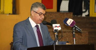 صور.. مساعد وزير الداخلية للأمن الاجتماعى: توزيع مساعدات على 250 حالة مفرج عنها