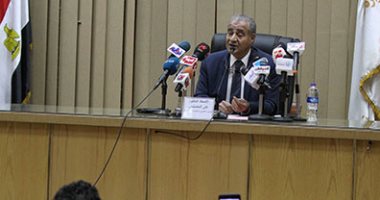 صور.. وزير التموين يعلن إيقاف البطاقات الخاطئة اعتبارا من 8 نوفمبر المقبل