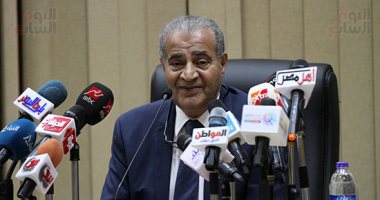 صور.. بدء مؤتمر صحفى لوزير التموين لإعلان تفاصيل معرض "أهلا مدارس"
