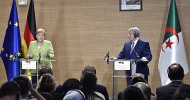 ميركل: ألمانيا والجزائر ستعملان عن كثب فى مسألة ترحيل طالبى اللجوء - صور