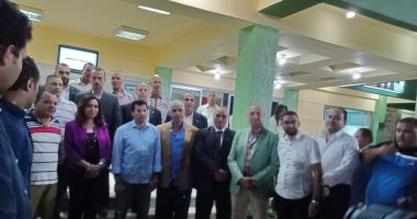 وزير الرياضة يختتم جولته فى دمياط بزيارة نادى المستقبل 