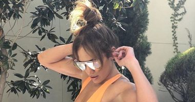 جنيفر لوبيز تستمتع بوقتها بـ"مايوه" من Myra Swim بـ 195 جنية استرلينى   