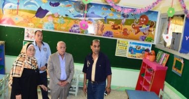 صور.. محافظ بورسعيد يقرر سداد المصروفات المدرسية للطلاب غير القادرين