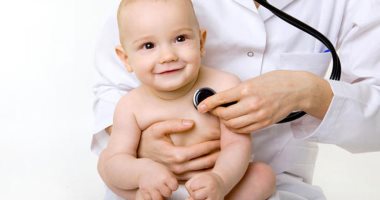 لو طفلك حديث الولادة إزاى تدفيه وتحميه من أمراض الشتاء