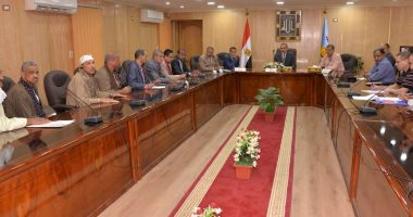 محافظ أسيوط : حلول عاجلة لمشاكل المناطق الصناعية والمستثمرين وربطها بالتعليم الفنى 