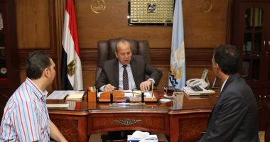 مناقشة تشغيل المراكز التكنولوجية للخدمات المميكنة والتكامل بكفر الشيخ 