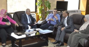 رئيس جامعة قناة السويس يستقبل وكيل وزارة القوى العاملة بالإسماعيلية