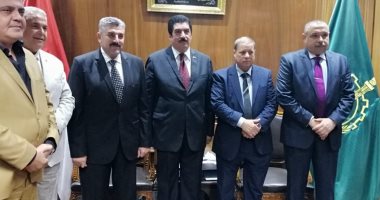 خطة لتطوير الطرق بشبرا بالتنسيق مع شركات البترول