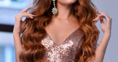 "التجميل وسنينه".. ملكة جمال جزيرة القرم أقرب إلى عروسة " الباربى".. صور