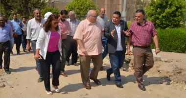 رئيس جامعة عين شمس يتوجه لمكتب رئيس الجامعة السابق لتهنئته بالعام الدراسى