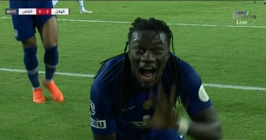الهلال يلاحق النصر على صدارة الدوري السعودي بالفوز الثالث على التوالى