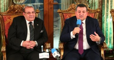 أسامة هيكل ومفيد شهاب وطارق علام بصالون المحور الثقافى الليلة على شاشة المحور