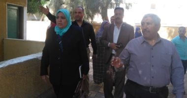 وفد من وزارة الصحة يزور أسيوط ويفتتح عيادات الاكتشاف المبكر للإعاقة بأبنوب