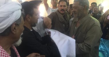 صور.. جلسة صلح بين عائلتين فى قضايا ثأر بحلوان بحضور مصطفى بكرى 