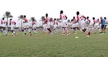 حورويا يختتم استعداداته للأهلى بمدينة نصر ويُعاين ملعب السلام