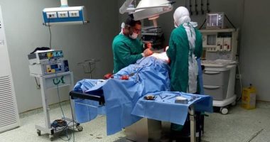 قافلة طبية تجرى 99 عملية جراحية بمستشفى الفشن المركزى