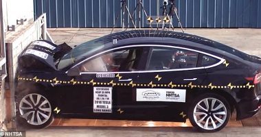 فيديو..اختبارات جديدة لرصد قوة تحمل سيارة Tesla Model 3 الحديثة