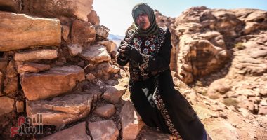 صورة اليوم... أنغام الناى تحتضن جمال الطبيعة فى جبال الأردن