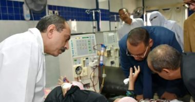 محافظ الشرقية يزور مرضى الغسيل الكلوى بالمبرة للاطمئنان على جودة الخدمة
