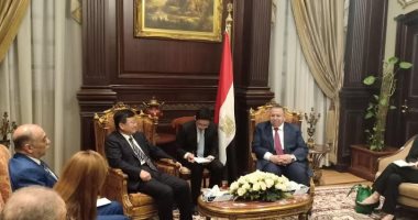 وكيل مجلس النواب يدعو الوفد الصينى لزيادة استثمارات بلادهم فى مصر