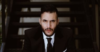 "ليفربول" أول محطات الخريف لفرقة كايروكى
