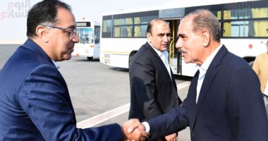رئيس الوزراء يصل أسيوط لتفقد بعض المشروعات القومية
