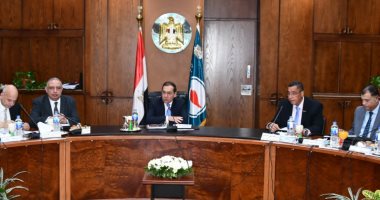 وزير البترول يترأس عمومية "انربك".. والشركة تعلن نجاح مشروع البنزين عالى الأوكتين