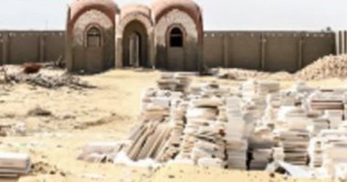 بعد انقضاء مهلة توفيق الأوضاع..خريطة الأديرة غير المعترف بها كنسيًا..صداع فى رأس الكاتدرائية.. الأنبا كاراس بالنطرون يتصدر القائمة و"ماريوحنا الحبيب" يثير أزمة بين أساقفة أمريكا..وعمانوئيل منفى للفتيات بالنطرون
